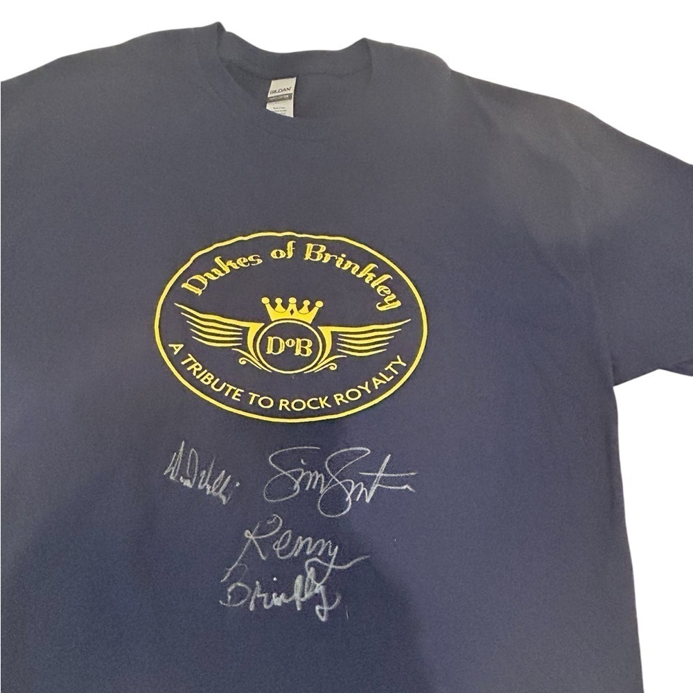 Dukes of Brinkley Signed‎ XL Dark Blue T-Shirt Made by Gildon - Picture 5 of 9